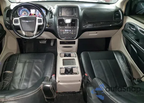 2016 Chrysler Town & Country Touring из США, поврежденный, VIN 2C4RC1BG3GR186857